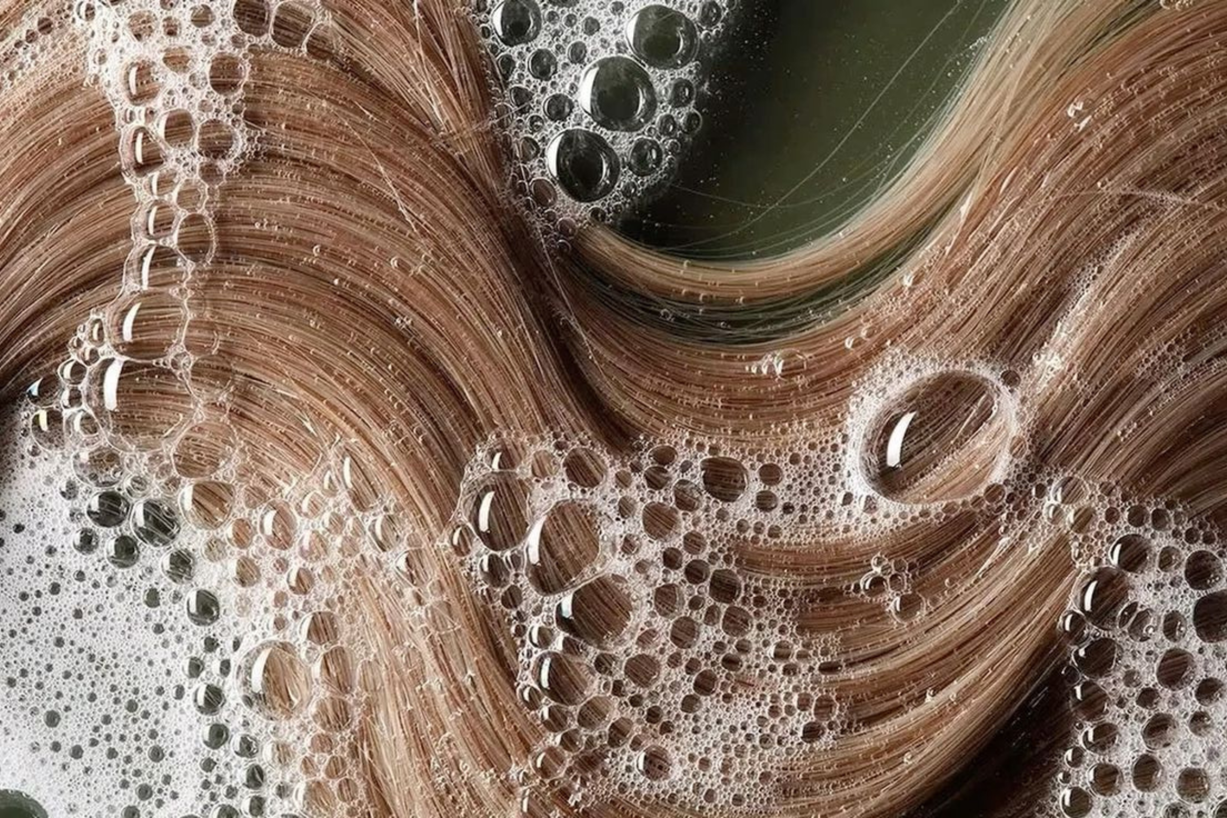 Smart Hair Dye 2025: Color That Repairs Damage